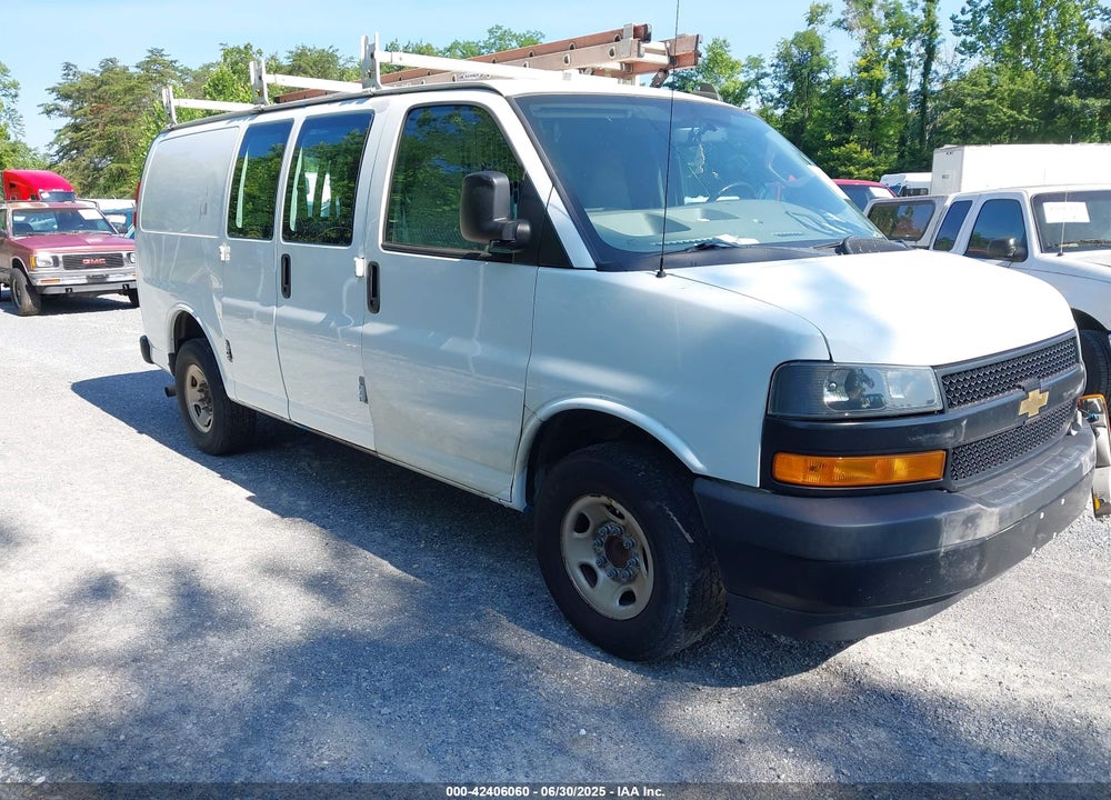 2020 CHEVROLET EXPRESS CARGO RWD 3500 REGULAR WHEELBASE WT VIN: 1GCZGGFG4L1199102