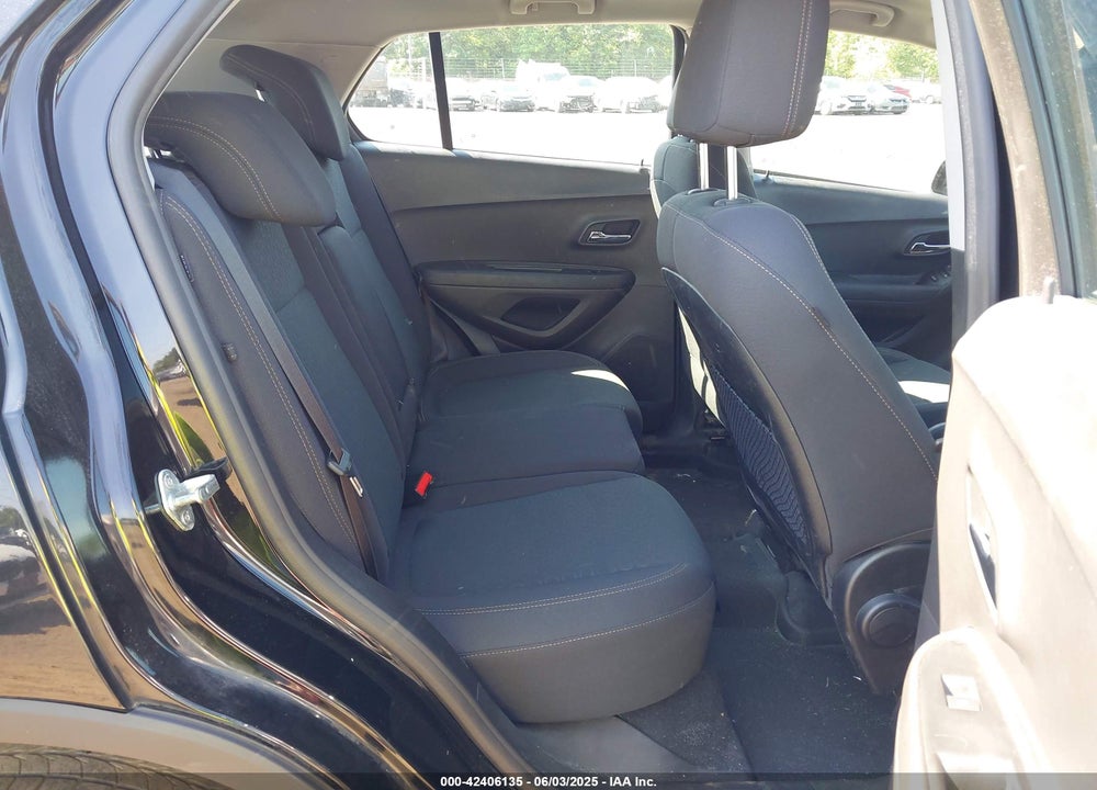 2019 CHEVROLET TRAX VIN: 3GNCJKSB3KL230357
