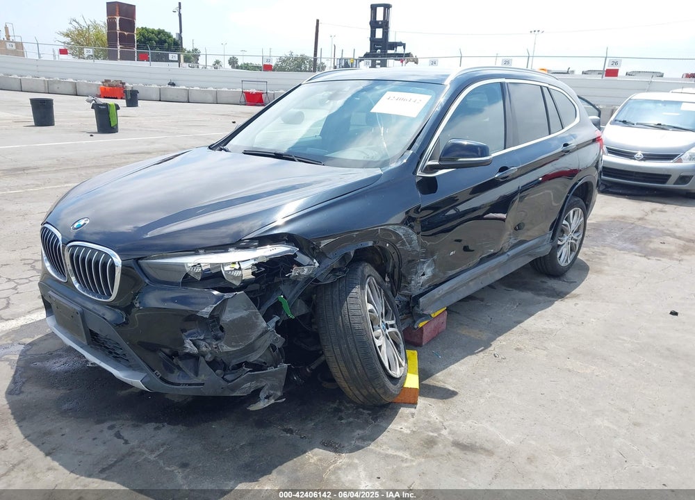 2017 BMW X1 VIN: WBXHT3C30H5F87158