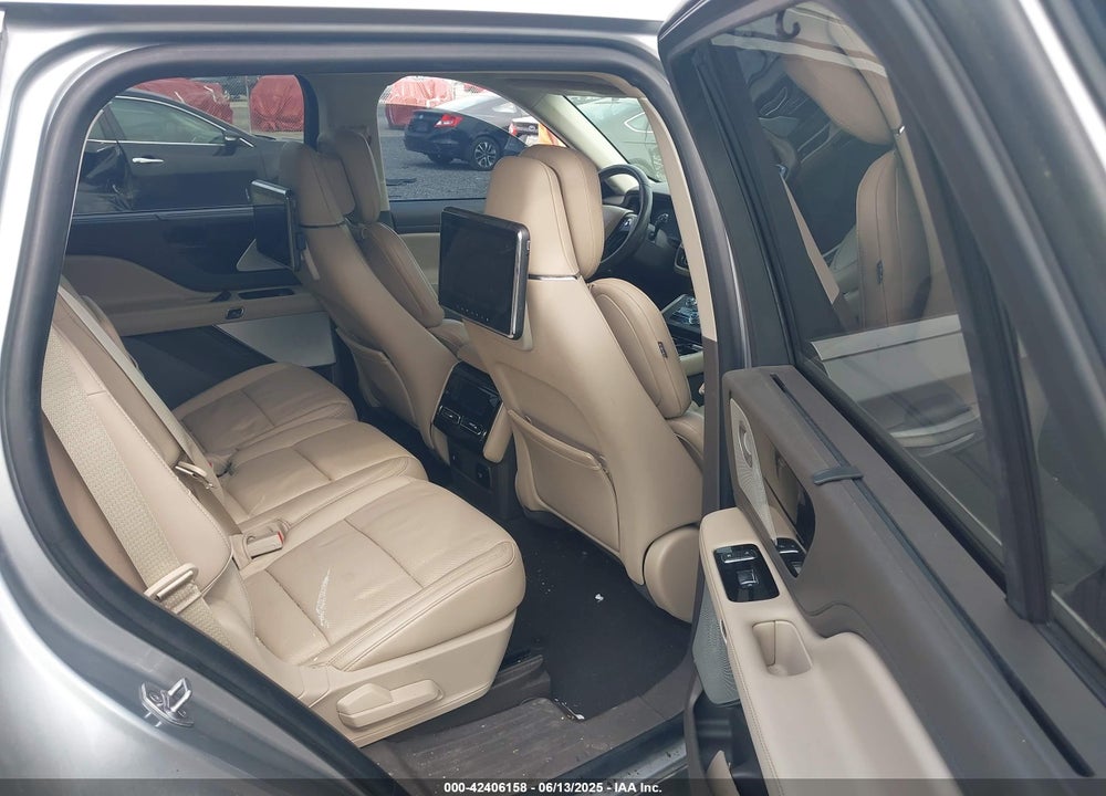 2020 LINCOLN AVIATOR VIN: 5LM5J7XC8LGL32204