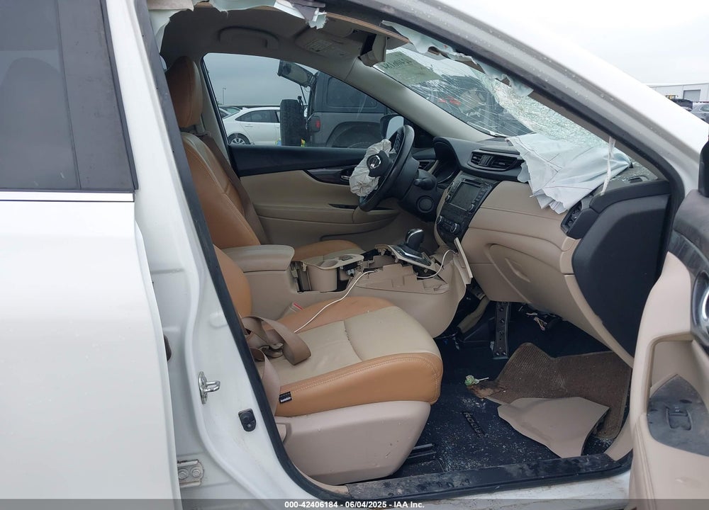 2019 NISSAN ROGUE SV VIN: JN8AT2MT2KW263638