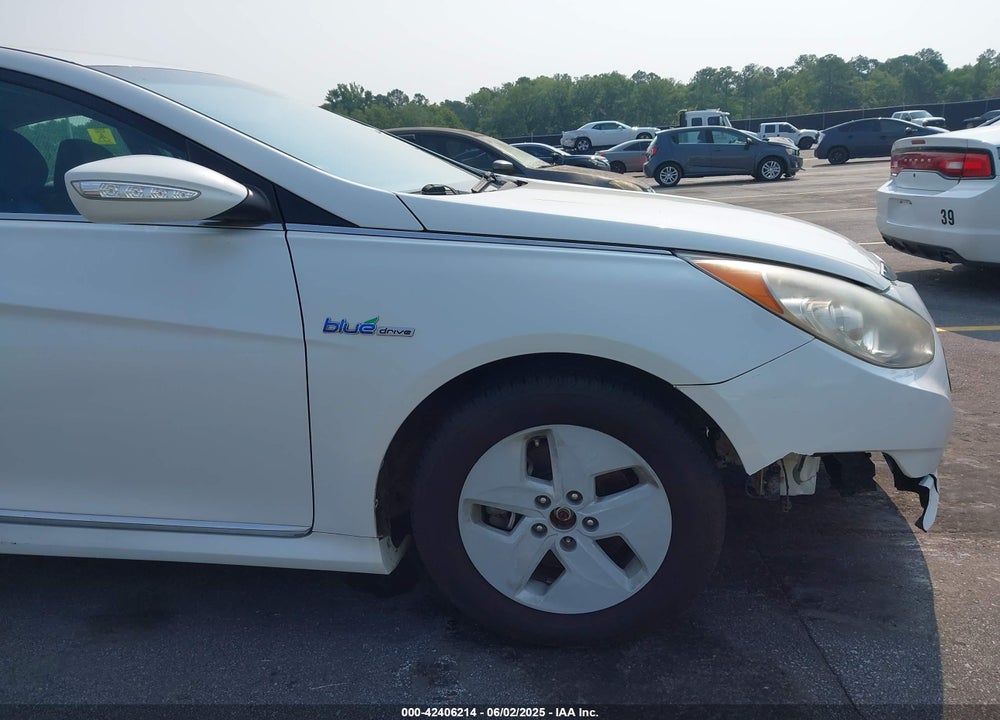 2012 HYUNDAI SONATA VIN: KMHEC4A42CA037678