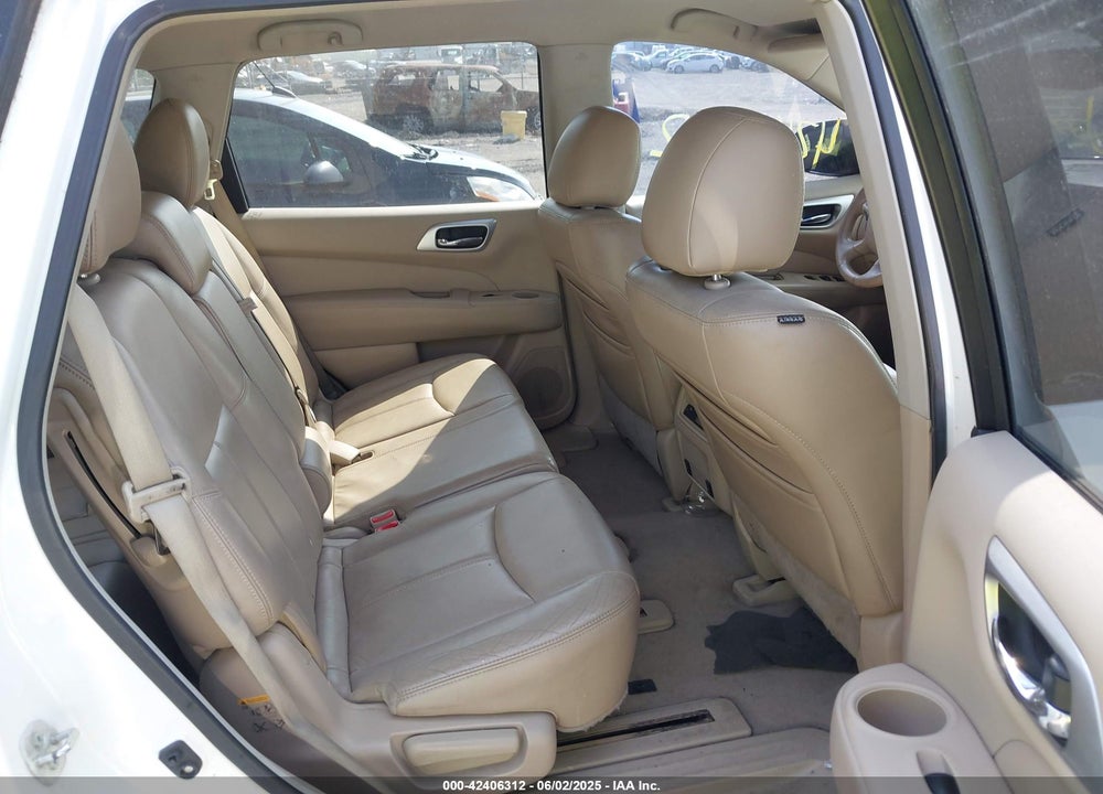 2013 NISSAN PATHFINDER SL VIN: 5N1AR2MM7DC608505