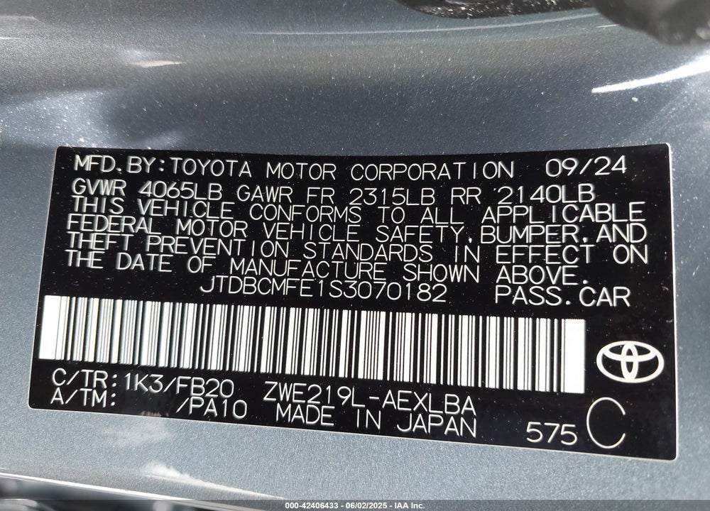 2025 TOYOTA COROLLA VIN: JTDBCMFE1S3070182