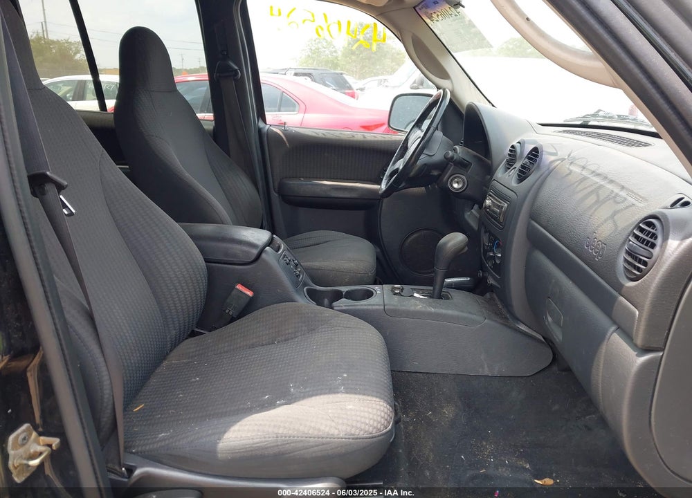 2002 JEEP LIBERTY SPORT VIN: 1J4GL48K02W189746