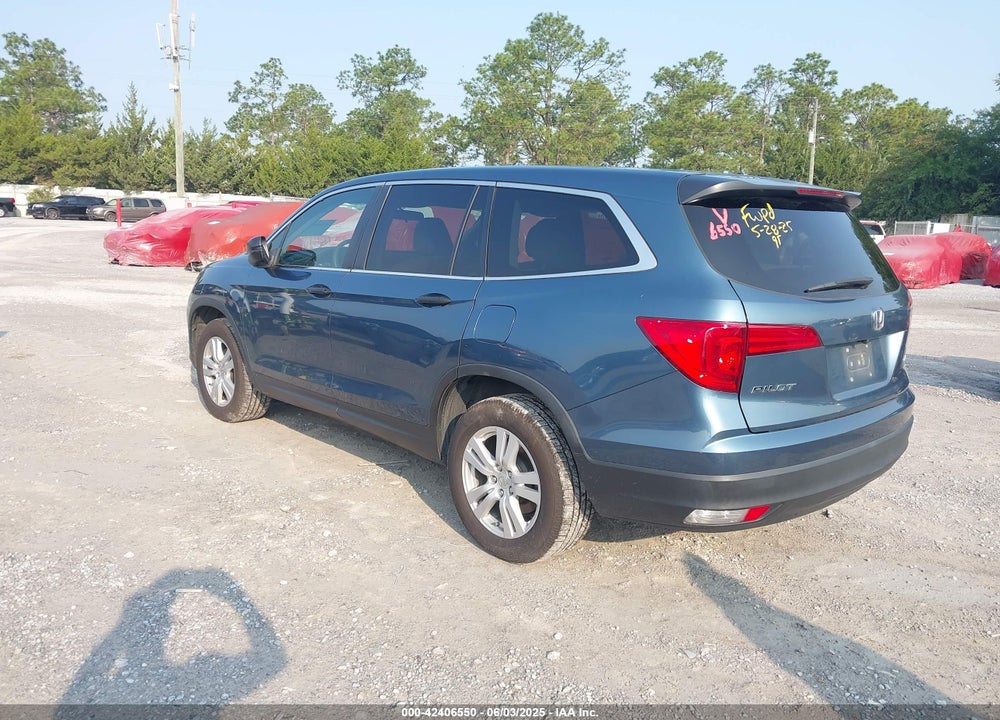 2016 HONDA PILOT LX VIN: 5FNYF6H17GB092852