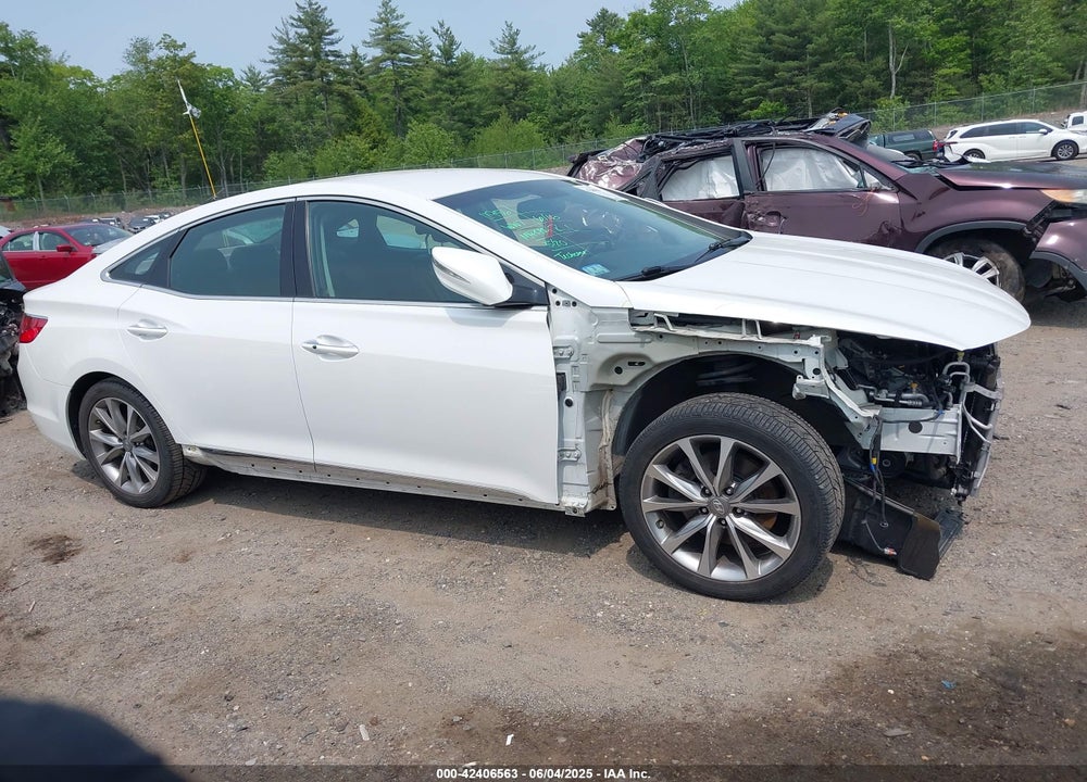 2017 HYUNDAI AZERA VIN: KMHFG4JG6HA574743