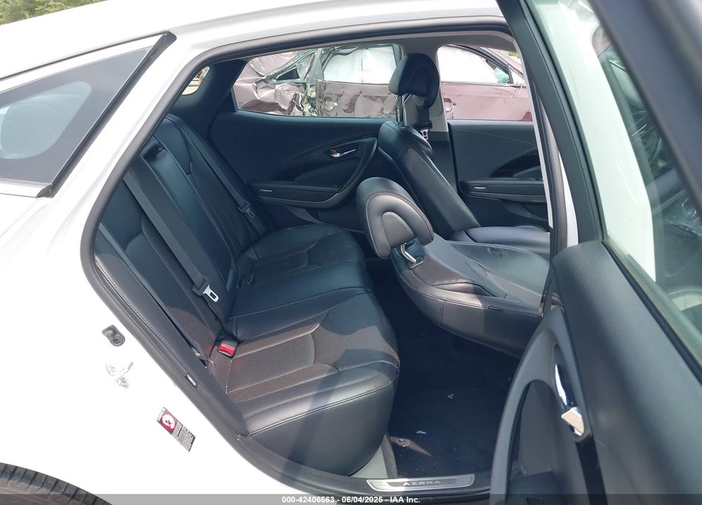 2017 HYUNDAI AZERA VIN: KMHFG4JG6HA574743