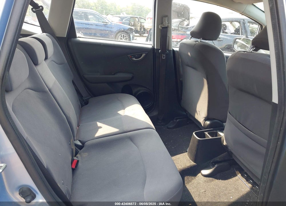 2009 HONDA FIT VIN: JHMGE88209S052443