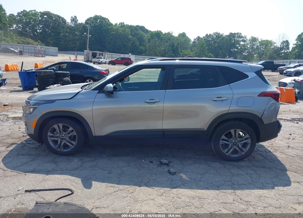 2022 KIA SELTOS VIN: KNDEU2AAXN7302083