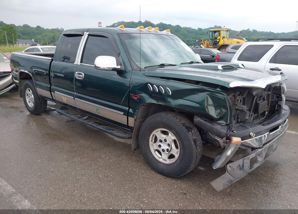 2003 CHEVROLET SILVERADO 1500 LS VIN: 2GCEK19T331379362
