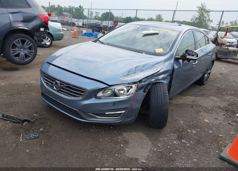 2017 VOLVO S60 INSCRIPTION VIN: LYV402TK2HB140723