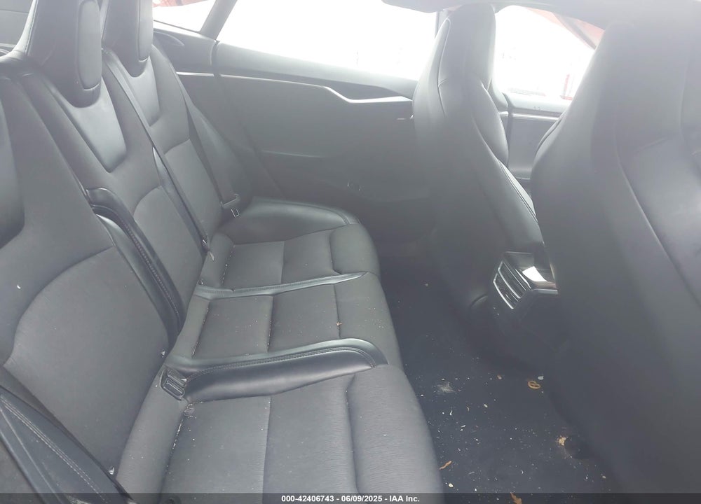 2018 TESLA MODEL S 100D/75D/P100D VIN: 5YJSA1E27JF247637