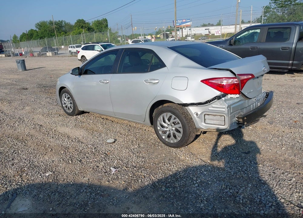 2018 TOYOTA COROLLA LE VIN: 2T1BURHE0JC117814