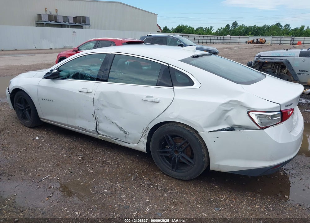 2018 CHEVROLET MALIBU LT VIN: 1G1ZD5ST5JF179174