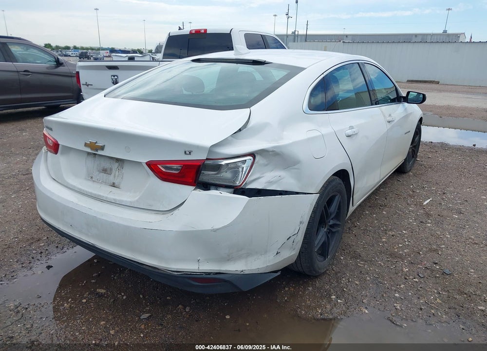2018 CHEVROLET MALIBU LT VIN: 1G1ZD5ST5JF179174
