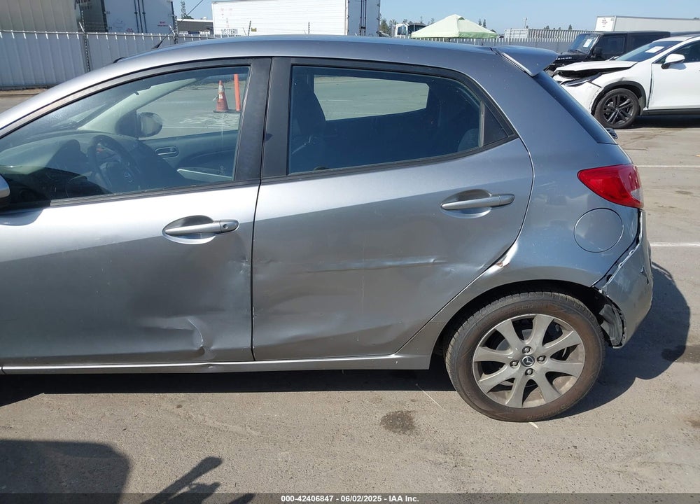 2013 MAZDA MAZDA2 VIN: JM1DE1LZ0D0162994
