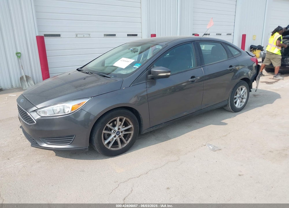 2015 FORD FOCUS VIN: 1FADP3F21FL239089