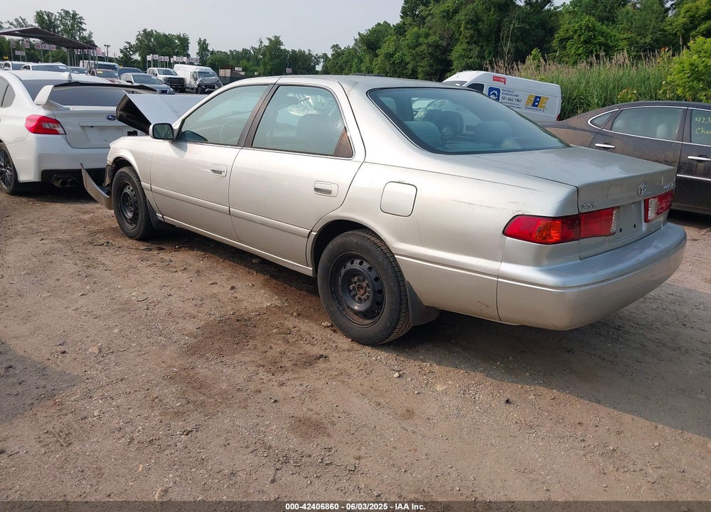 2001 TOYOTA CAMRY LE VIN: 4T1BG22K91U108962