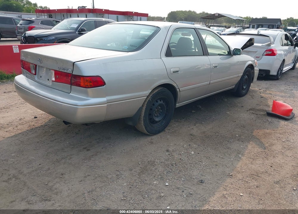 2001 TOYOTA CAMRY LE VIN: 4T1BG22K91U108962