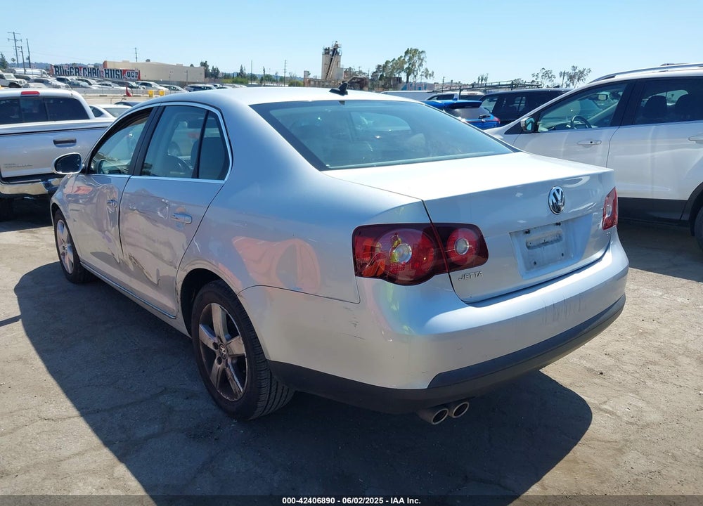 2008 VOLKSWAGEN JETTA VIN: 3VWRZ71K88M194577