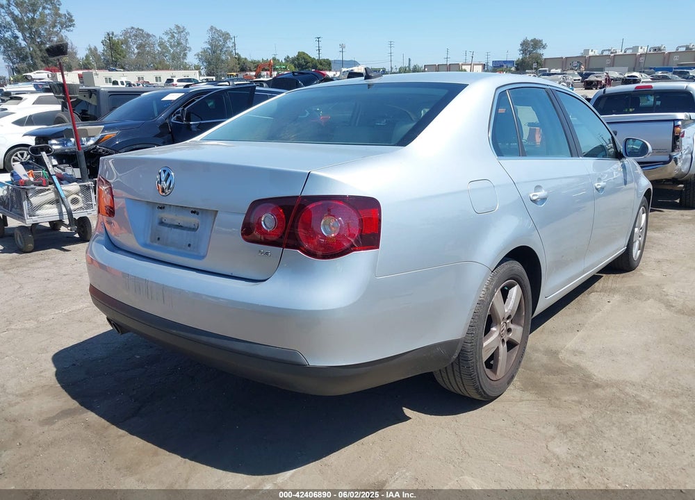 2008 VOLKSWAGEN JETTA VIN: 3VWRZ71K88M194577