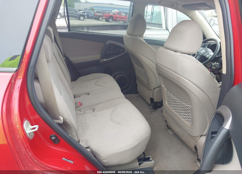 2008 TOYOTA RAV4 VIN: JTMBD31V886063056