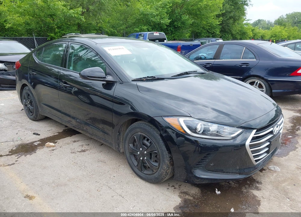 2017 HYUNDAI ELANTRA SE VIN: 5NPD74LF6HH082139