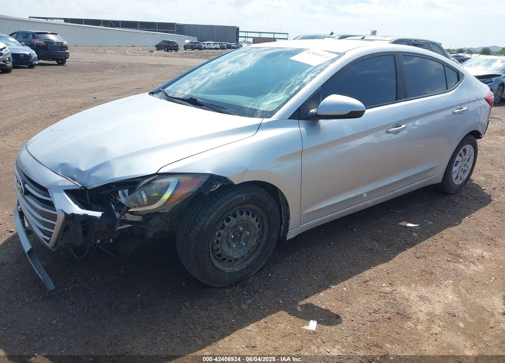 2017 HYUNDAI ELANTRA VIN: 5NPD74LF1HH203921