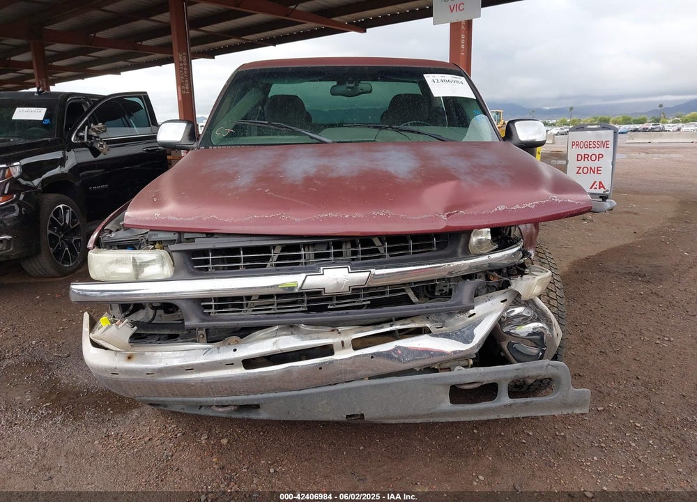 2000 CHEVROLET SILVERADO 1500 LS VIN: 2GCEK19T8Y1395757