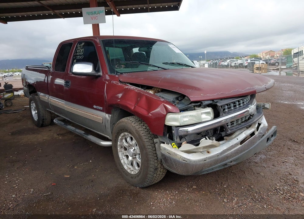 2000 CHEVROLET SILVERADO 1500 LS VIN: 2GCEK19T8Y1395757