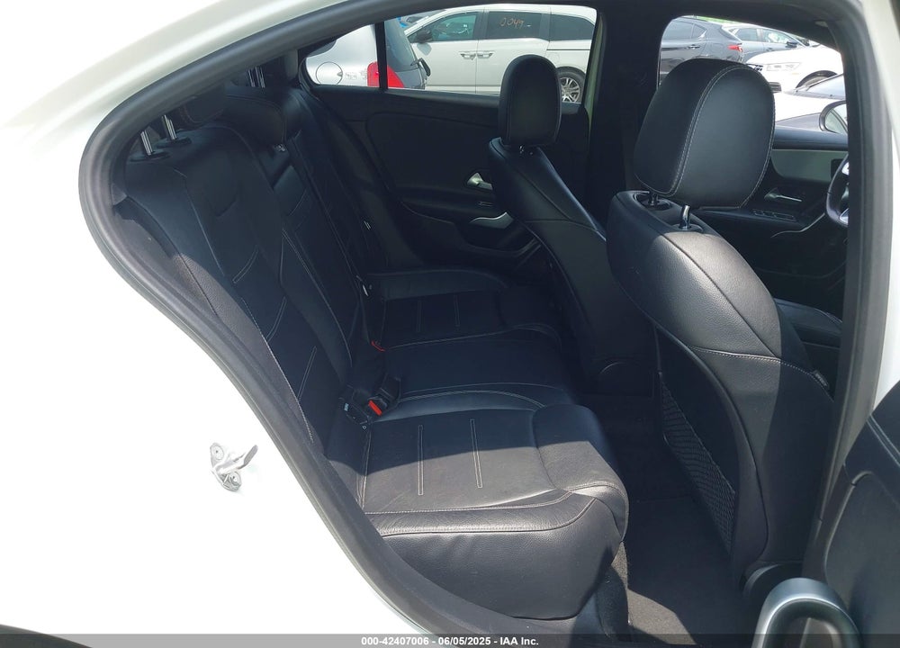2019 MERCEDES-BENZ A 220 VIN: WDD3G4EB0KW012987