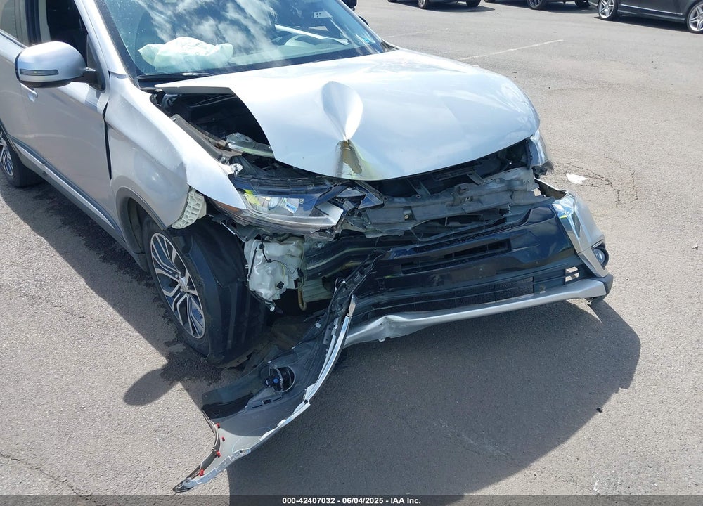 2018 MITSUBISHI OUTLANDER SE VIN: JA4AD3A34JZ016163