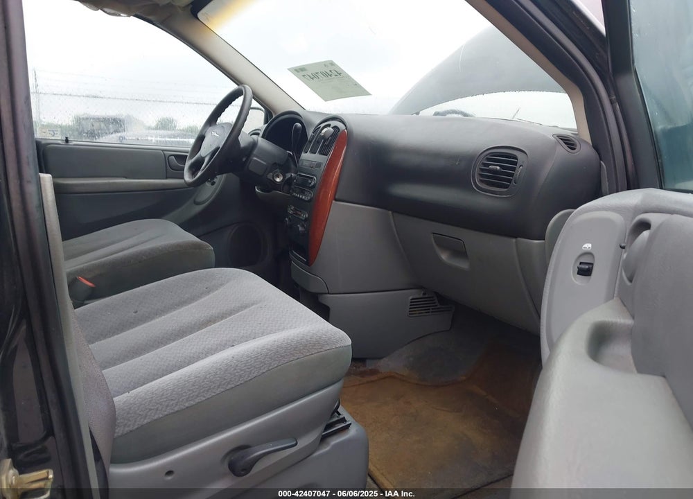 2006 CHRYSLER TOWN & COUNTRY VIN: 1A4GP45R96B516518