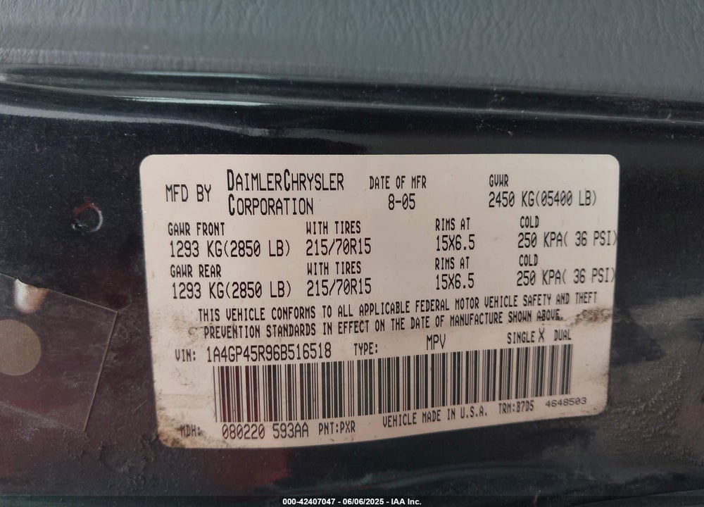 2006 CHRYSLER TOWN & COUNTRY VIN: 1A4GP45R96B516518