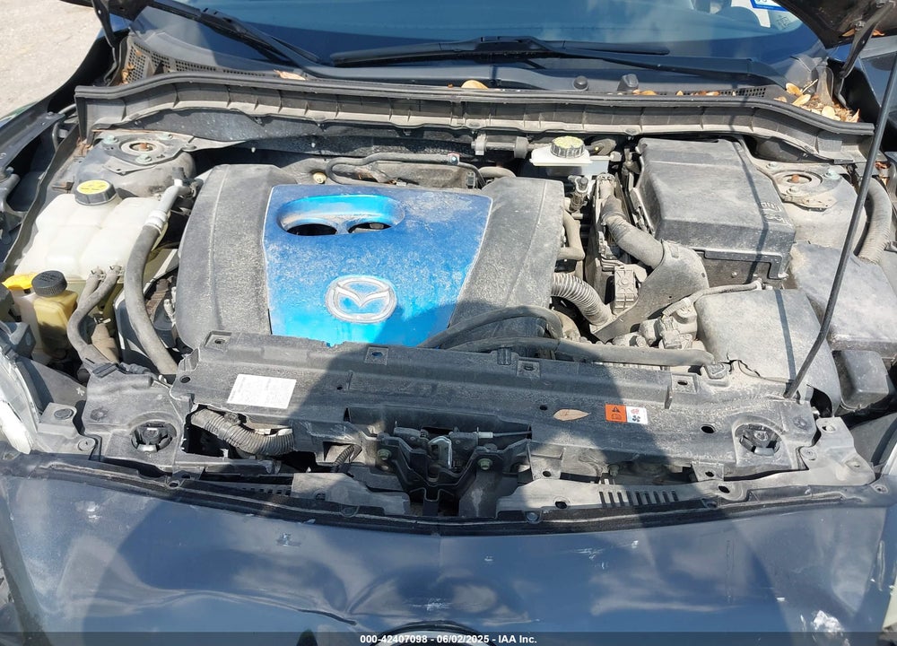 2013 MAZDA 3 VIN: JM1BL1U7XD1751832