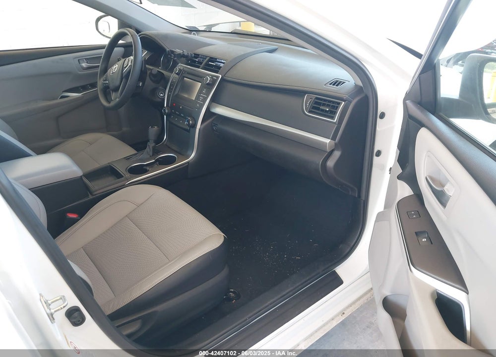 2017 TOYOTA CAMRY SE VIN: 4T1BF1FK5HU281752