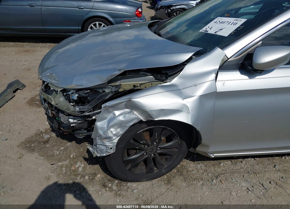 2015 HONDA ACCORD LX VIN: 1HGCR2F38FA187136