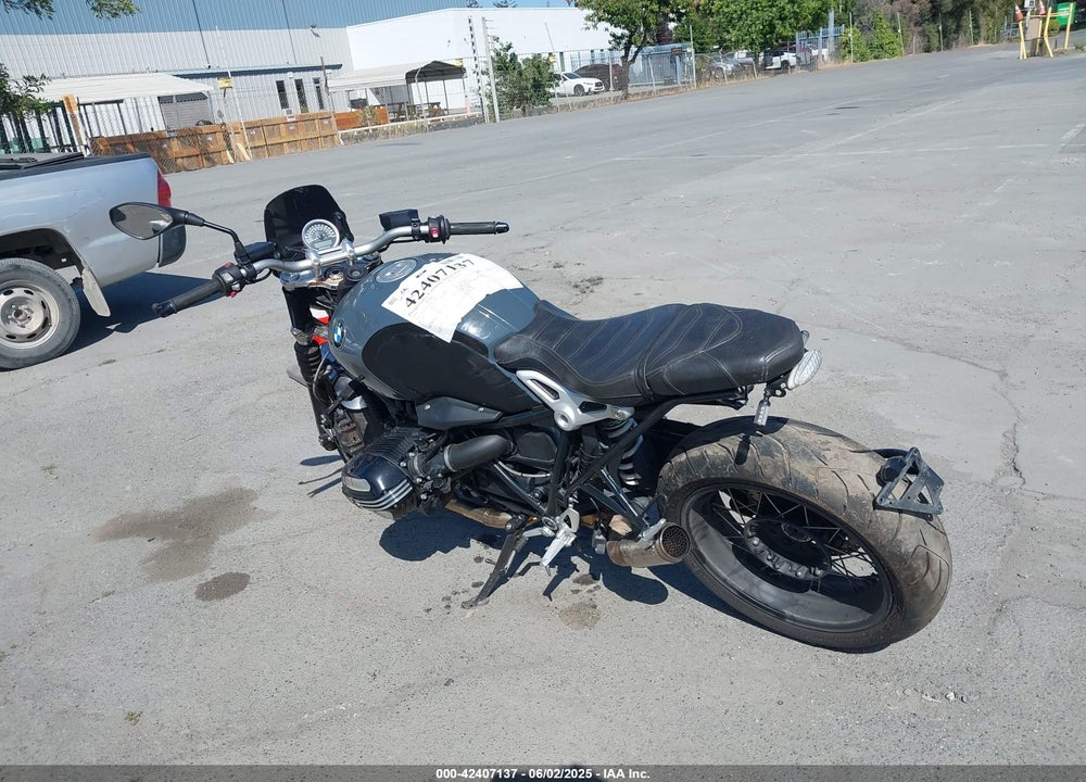 2017 BMW R NINE T PURE VIN: WB10J1305HZ731607