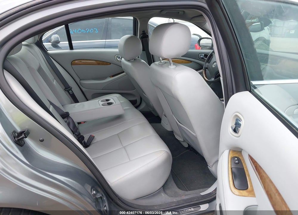 2006 JAGUAR S-TYPE 4.2L V8 VIN: SAJWA01B86HN54518