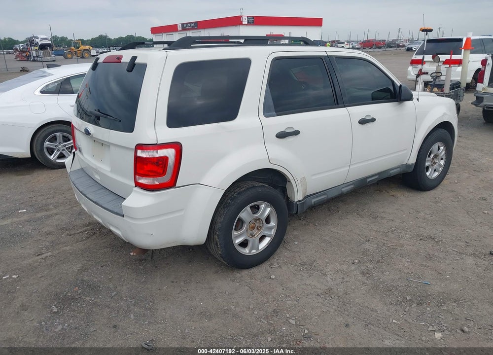2010 FORD ESCAPE XLT VIN: 1FMCU9D71AKC35280