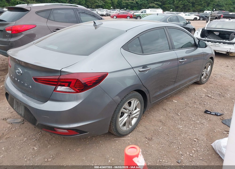 2019 HYUNDAI ELANTRA VIN: 5NPD84LF0KH485151