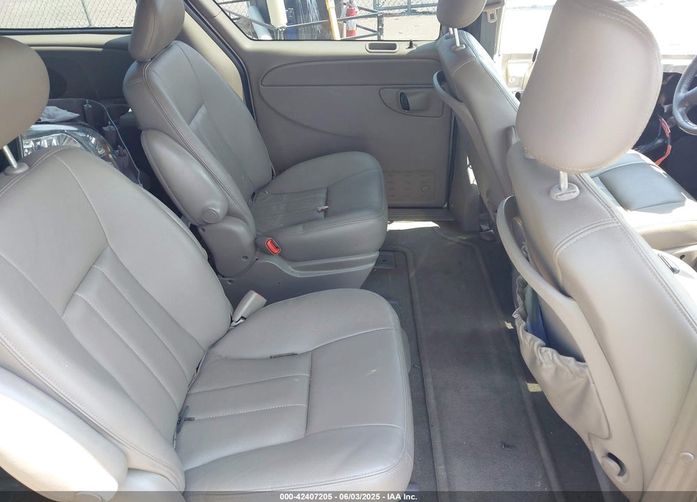 2004 CHRYSLER TOWN & COUNTRY TOURING VIN: 2C4GP54L94R584616
