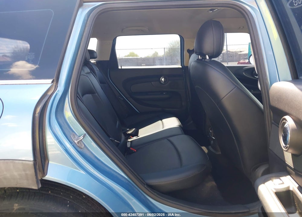 2017 MINI COOPER CLUBMAN VIN: WMWLN5C3XH2E33682