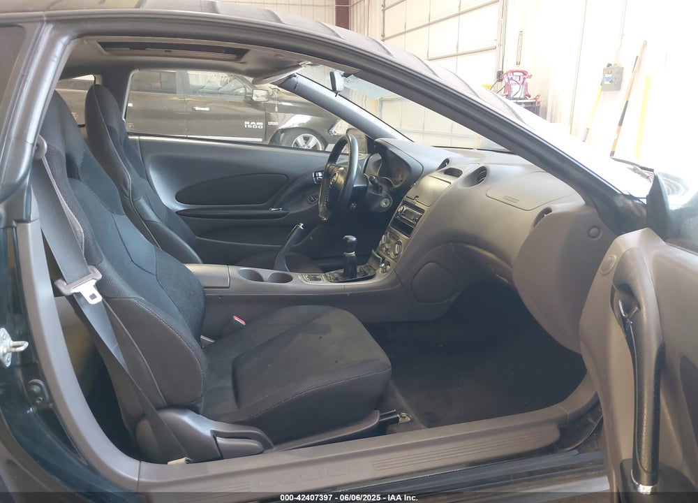 2001 TOYOTA CELICA GT VIN: JTDDR32T110071015