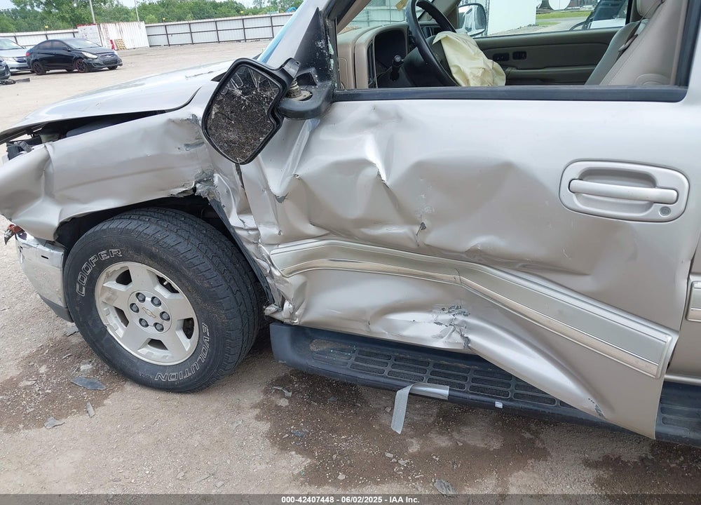 2004 CHEVROLET TAHOE LT VIN: 1GNEC13Z54R261632