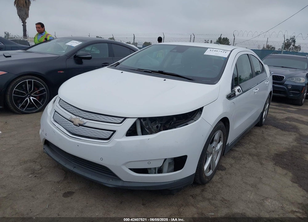 2015 CHEVROLET VOLT VIN: 1G1RB6E47FU122204