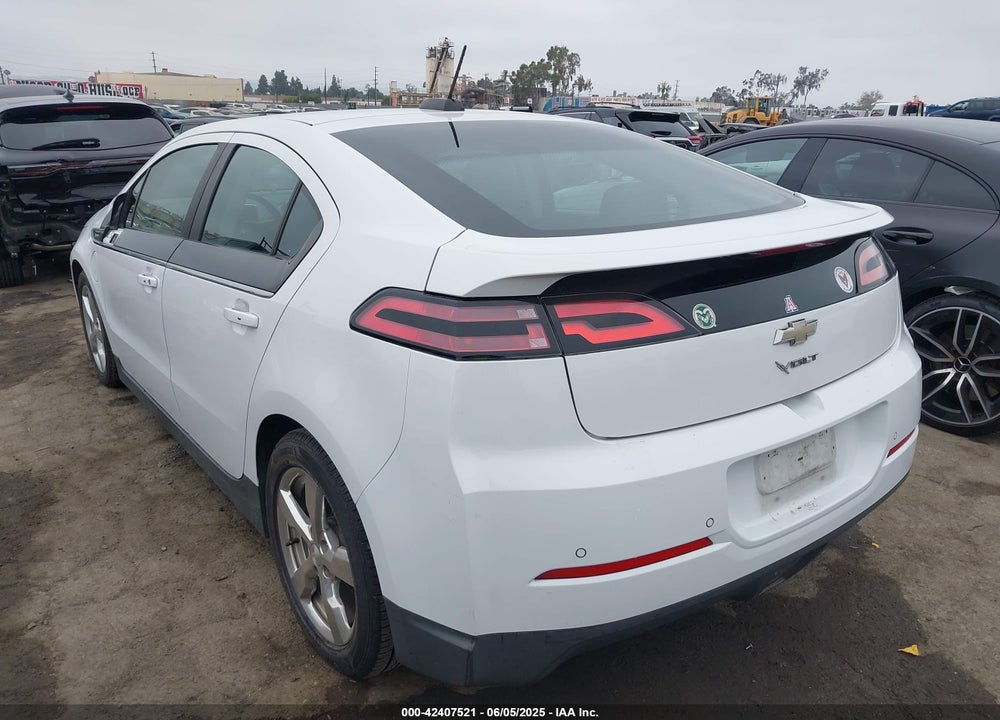 2015 CHEVROLET VOLT VIN: 1G1RB6E47FU122204