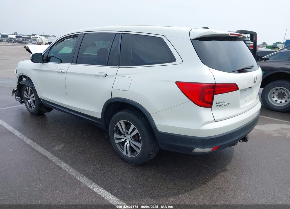 2017 HONDA PILOT VIN: 5FNYF6H50HB021772