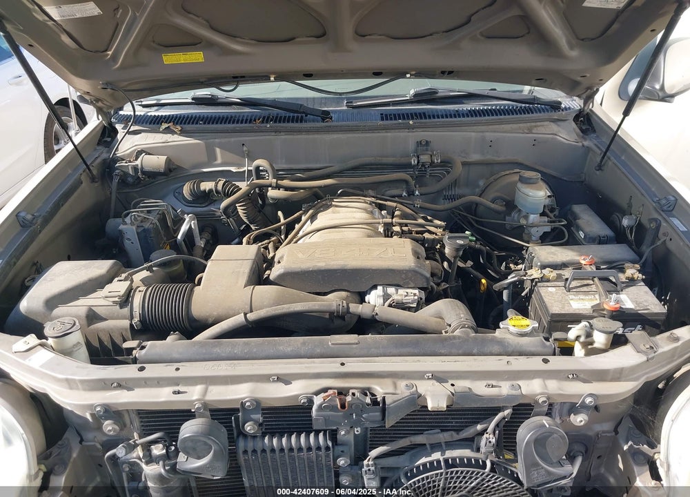 2001 TOYOTA SEQUOIA SR5 V8 VIN: 5TDZT34A51S040608